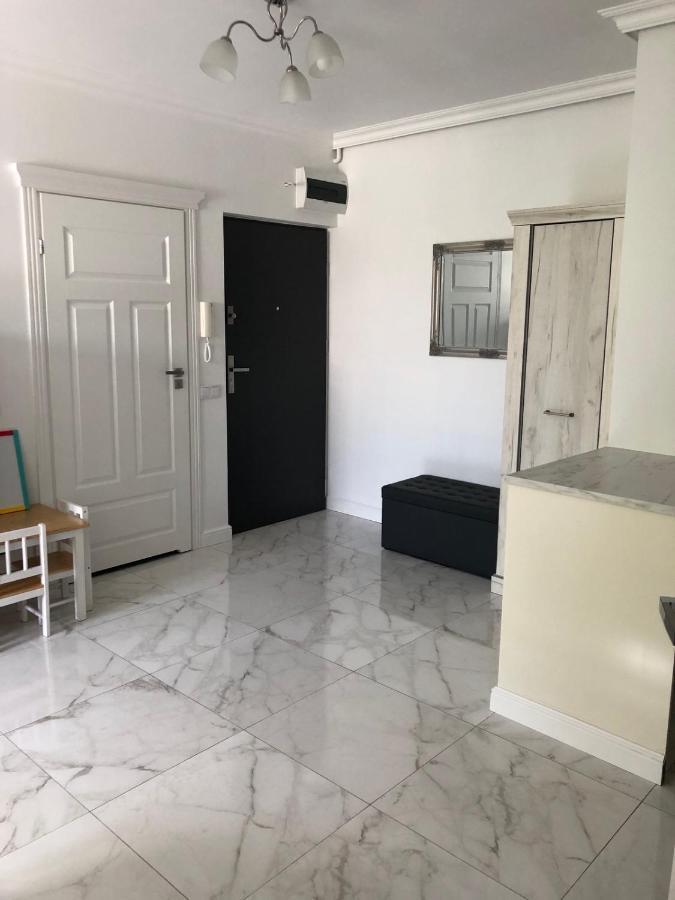 شقة Apartament Cyprysowa-Lotnisko وارسو المظهر الخارجي الصورة